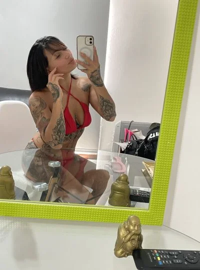 Romy (30 anos) — Los Lagos, Argentina - 21