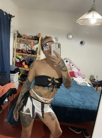 Romy (30 anos) — Los Lagos, Argentina - 127