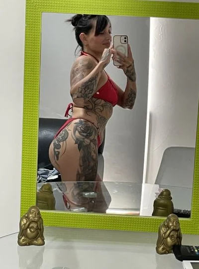 Romy (30 anos) — Los Lagos, Argentina - 22
