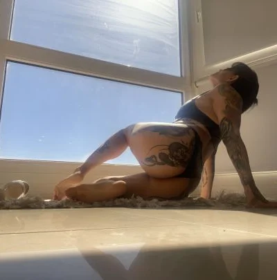 Romy (30 anos) — Los Lagos, Argentina - 37