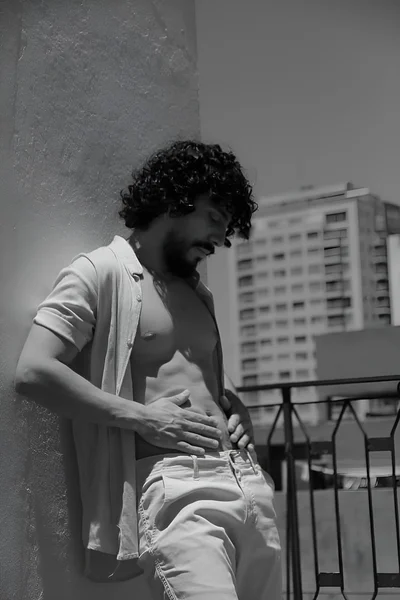 Yair, Belgrano