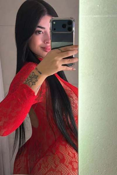 Marina (24 anos) — La Plata, Argentina - 52