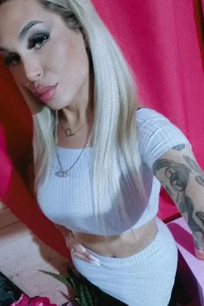 Priscilla La Demonia (31 anos) — Lanús, Argentina - 75