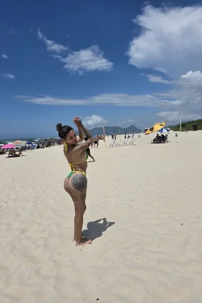 Priscilla La Demonia (31 anos) — Lanús, Argentina - 14