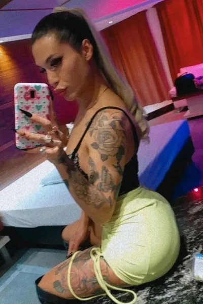 Priscilla La Demonia (31 anos) — Lanús, Argentina - 85