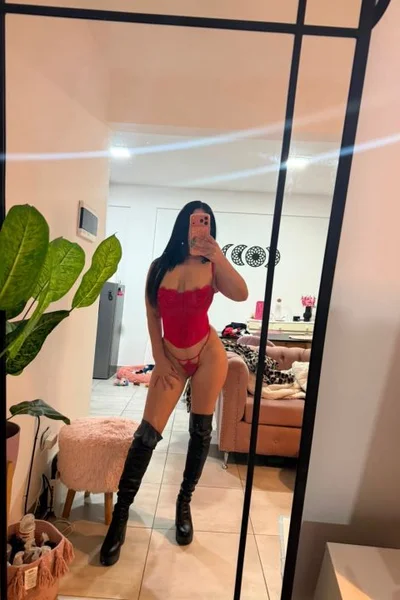 Lilith (25 años) — La Plata, Argentina - 8
