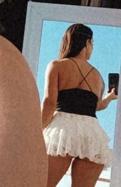 Antonella (27 anos) — Balvanera, Argentina - 7