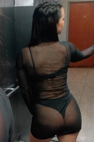 Antonella (27 anos) — Balvanera, Argentina - 4