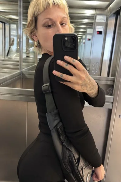 Nina (33 años) — Palermo, Argentina - 10