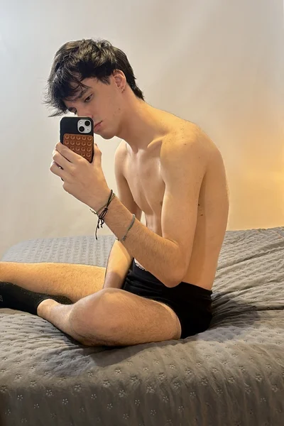 Valentín (20 años) — Capital Federal, Argentina - 9