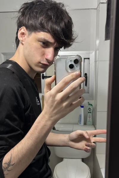 Valentín (20 años) — Capital Federal, Argentina - 8