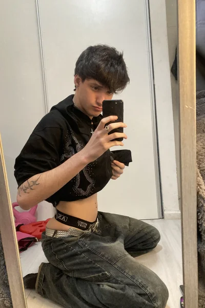 Valentín (20 años) — Capital Federal, Argentina - 5