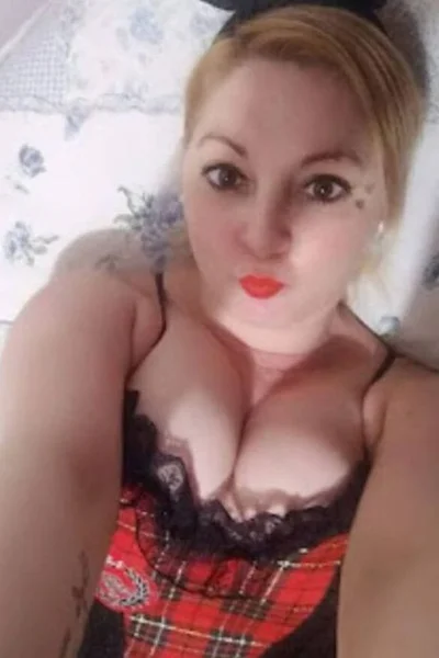Flor (41 años) — Azul, Argentina - 32