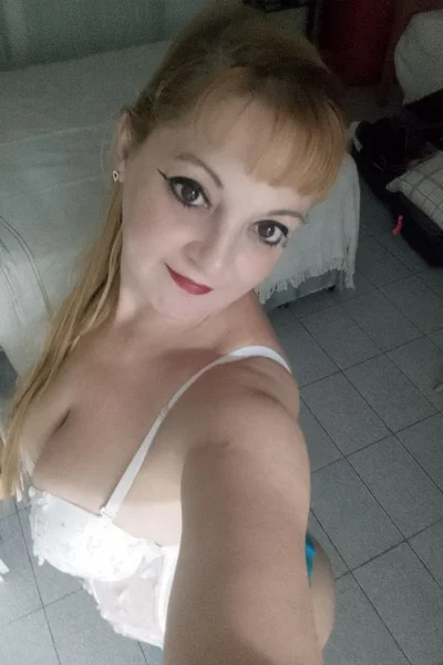 Flor (41 años) — Azul, Argentina - 12