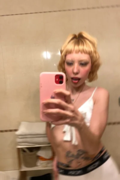 Alice (22 años) — Lomas de Zamora, Argentina - 7