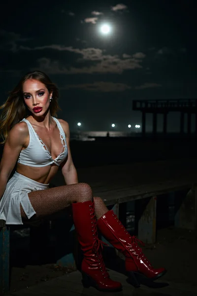 Lena Noir (22 años) — Palermo, Argentina - 9