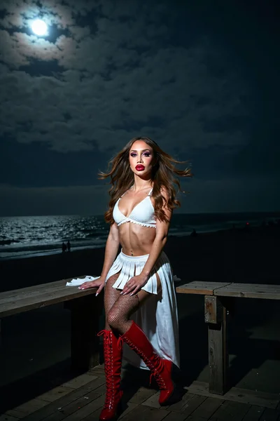 Lena Noir (22 años) — Palermo, Argentina - 4