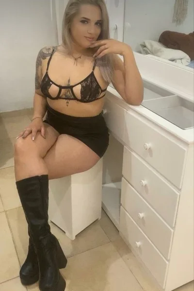 Gia (31 años) — Morón, Argentina - 65
