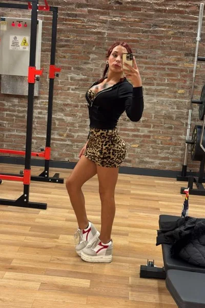 Ambar Antonella (26 años) — Belgrano, Argentina - 2