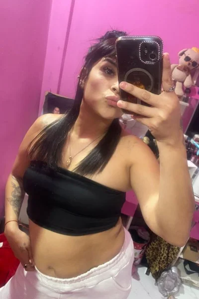 Solange (34 years) — Almirante Brown, Argentina - 3