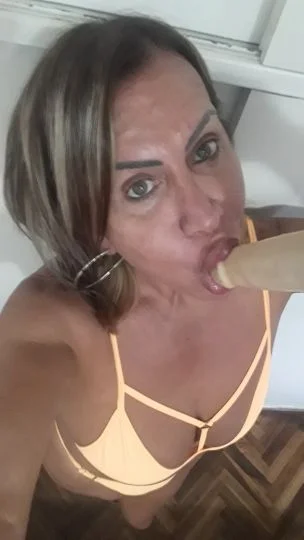 Claudia (46 años) — Rosario, Argentina - 14