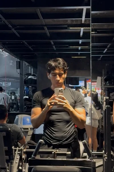 João (24 años) — Ciudad de México, México - 10