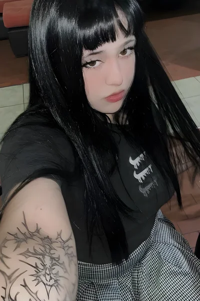 Katy (19 years) — Rosario