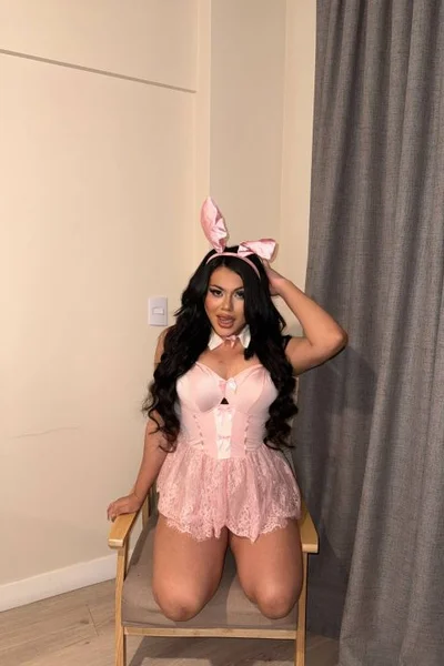 Lola (25 años) — Palermo, Argentina - 23