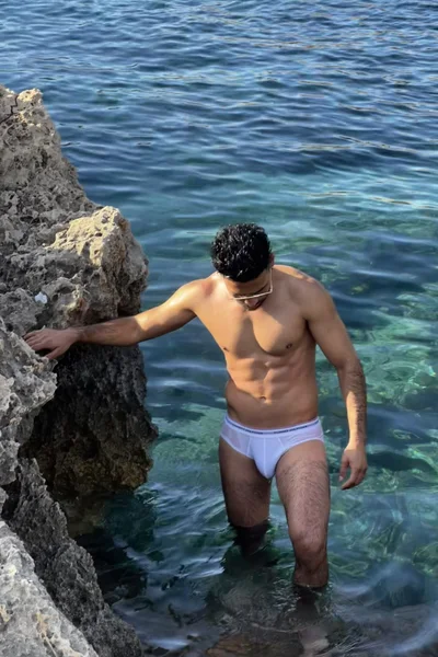 Marcos (26 anos) — Madrid, España - 8