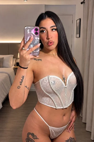 Solee ZN (26 años) — Pilar, Argentina - 2