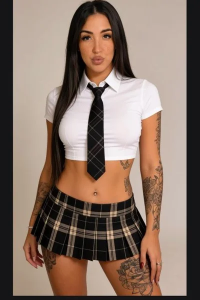 Solee ZN (26 años) — Pilar, Argentina - 3