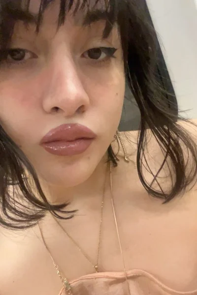 Maddy (22 years) — Recoleta, Argentina - 16