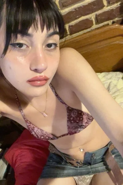 Maddy (22 years) — Recoleta, Argentina - 41