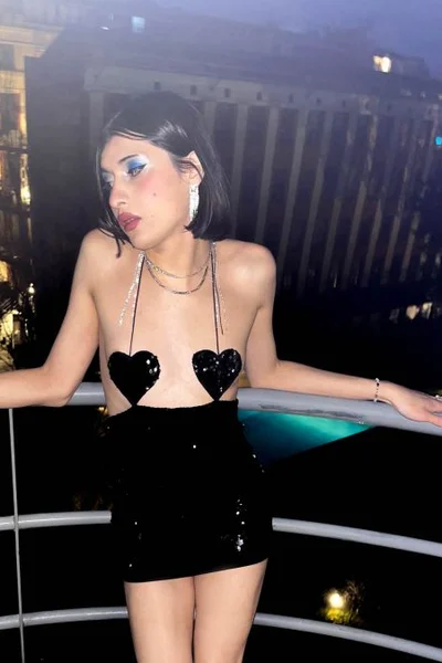 Maddy (22 years) — Recoleta, Argentina - 99