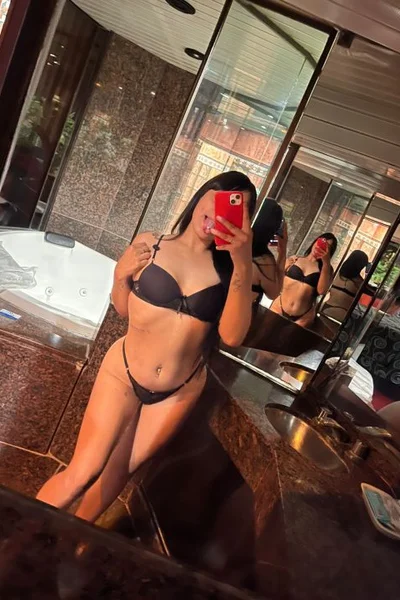 Agostina (19 years) — La Matanza, Argentina - 68