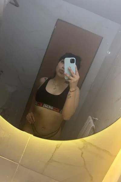 Agostina (19 years) — La Matanza, Argentina - 20