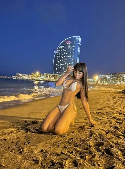 Daniela Vargas (22 anos) — Ciudad de México, México - 14