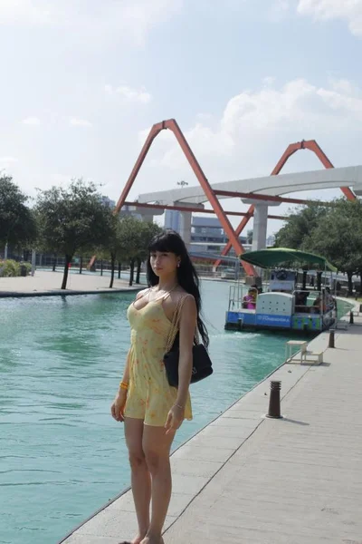 Daniela Vargas (22 anos) — Ciudad de México, México - 80