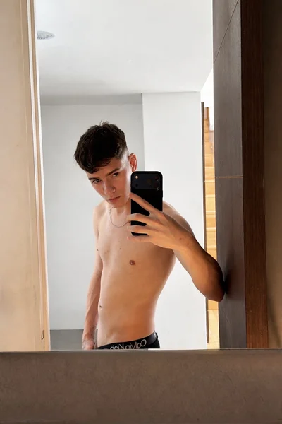 Bruno (20 anos) — Palermo