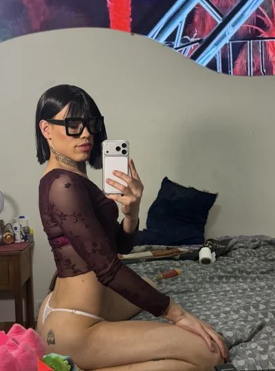 Lucre (22 anos) — Floresta, Argentina - 15