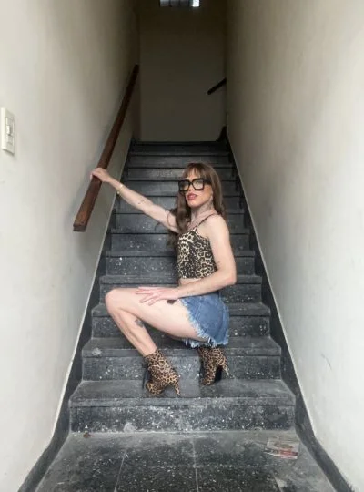 Lucre (22 anos) — Floresta, Argentina - 50
