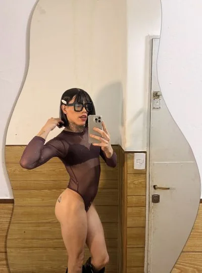 Lucre (22 anos) — Floresta, Argentina - 25