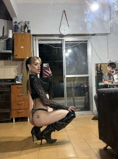 Lucre (22 años) — Floresta, Argentina - 24