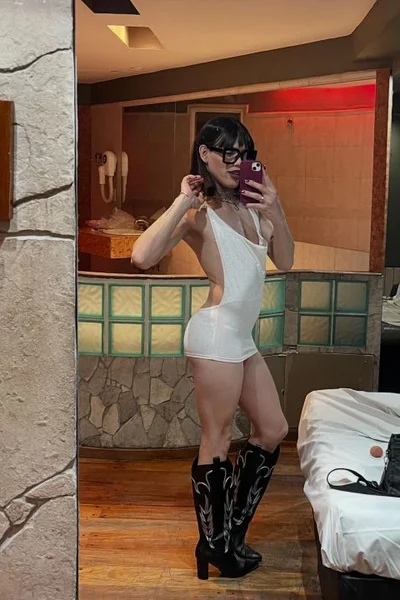 Lucre (22 anos) — Floresta, Argentina - 37
