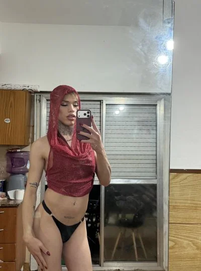 Lucre (22 años) — Floresta, Argentina - 27