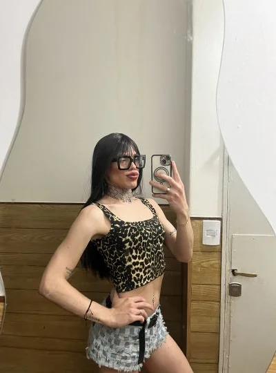 Lucre (22 anos) — Floresta, Argentina - 57
