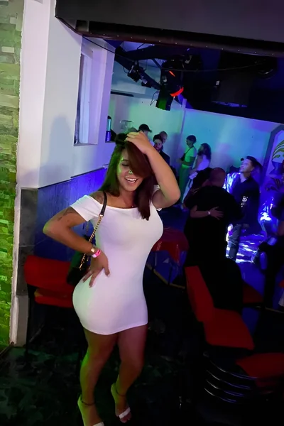 Marianita (27 años) — Barracas, Argentina - 71