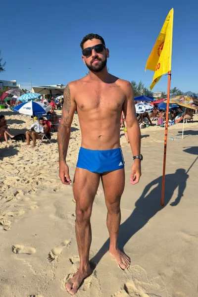 Robert (26 años) — Rio de Janeiro / Rio de Janeiro