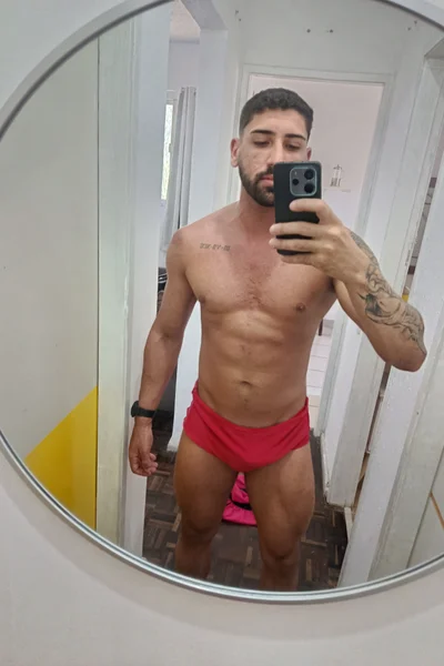 Robert (26 anos) — Rio de Janeiro, Brasil - 1