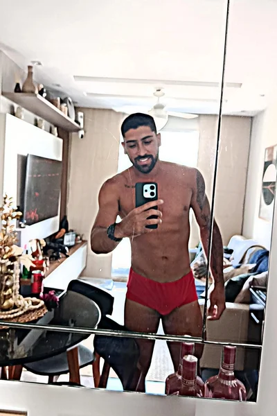 Robert (26 anos) — Rio de Janeiro, Brasil - 7
